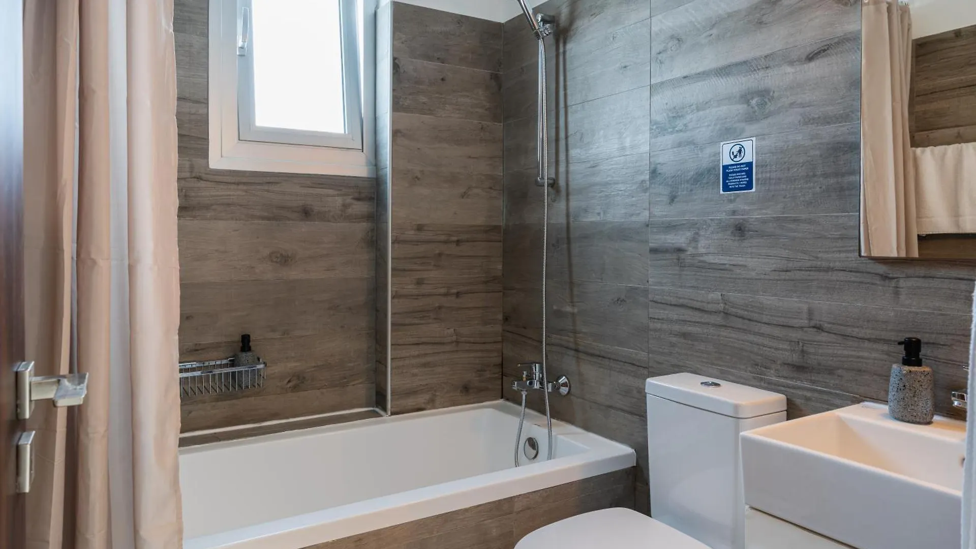 Kraken 2-Bedroom Apartment Larnaca